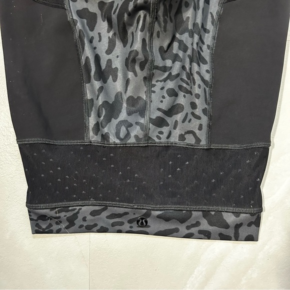 Lululemon Just Breathe Animal Print Leggings Mesh Size 4 Gray Black - Picture 4 of 6